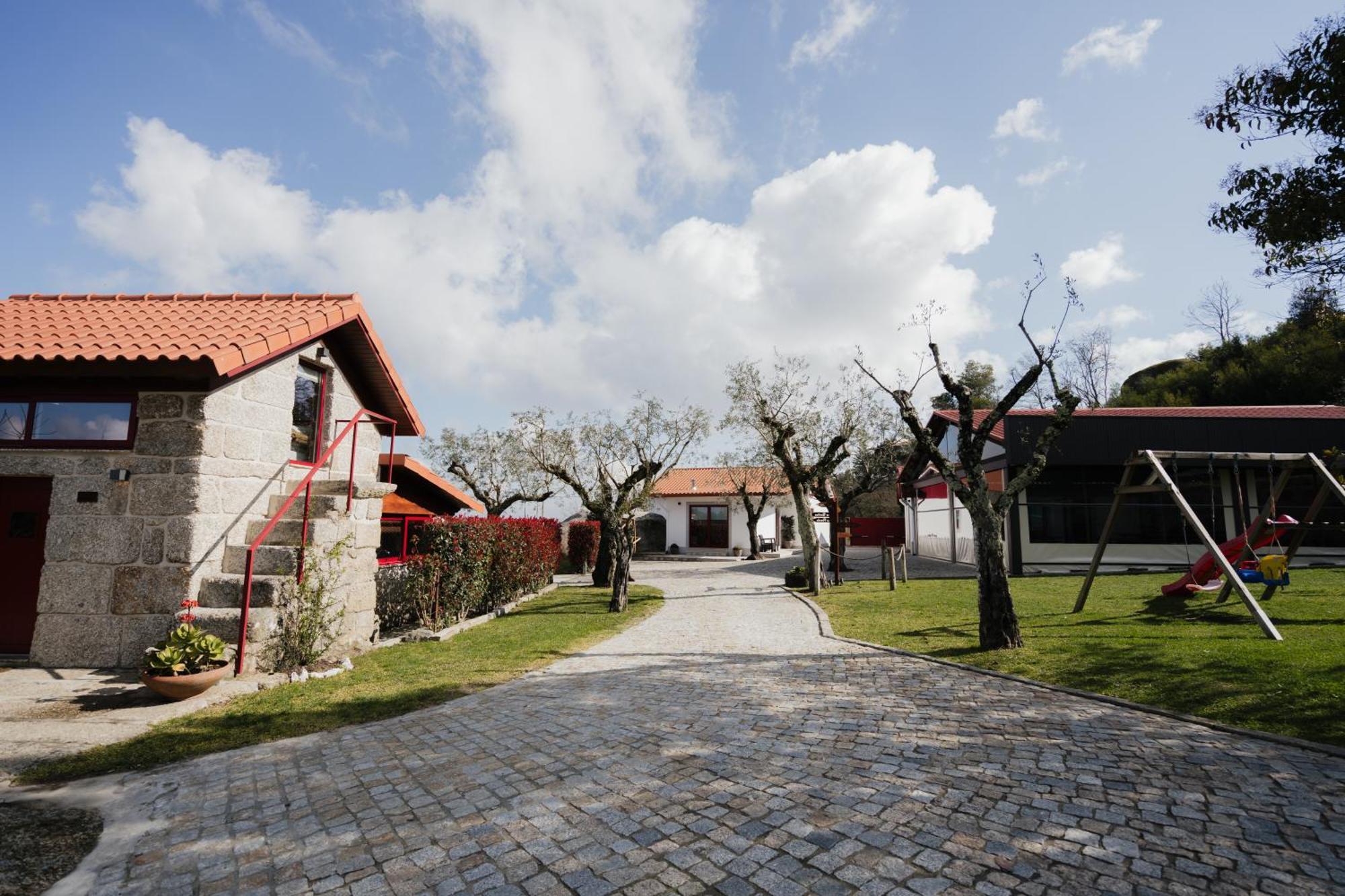 Penedo Village Marco de Canaveses Exterior photo